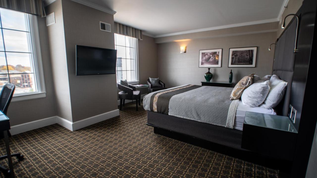 Voco The Tiger Hotel, Columbia, Mo By Ihg Экстерьер фото