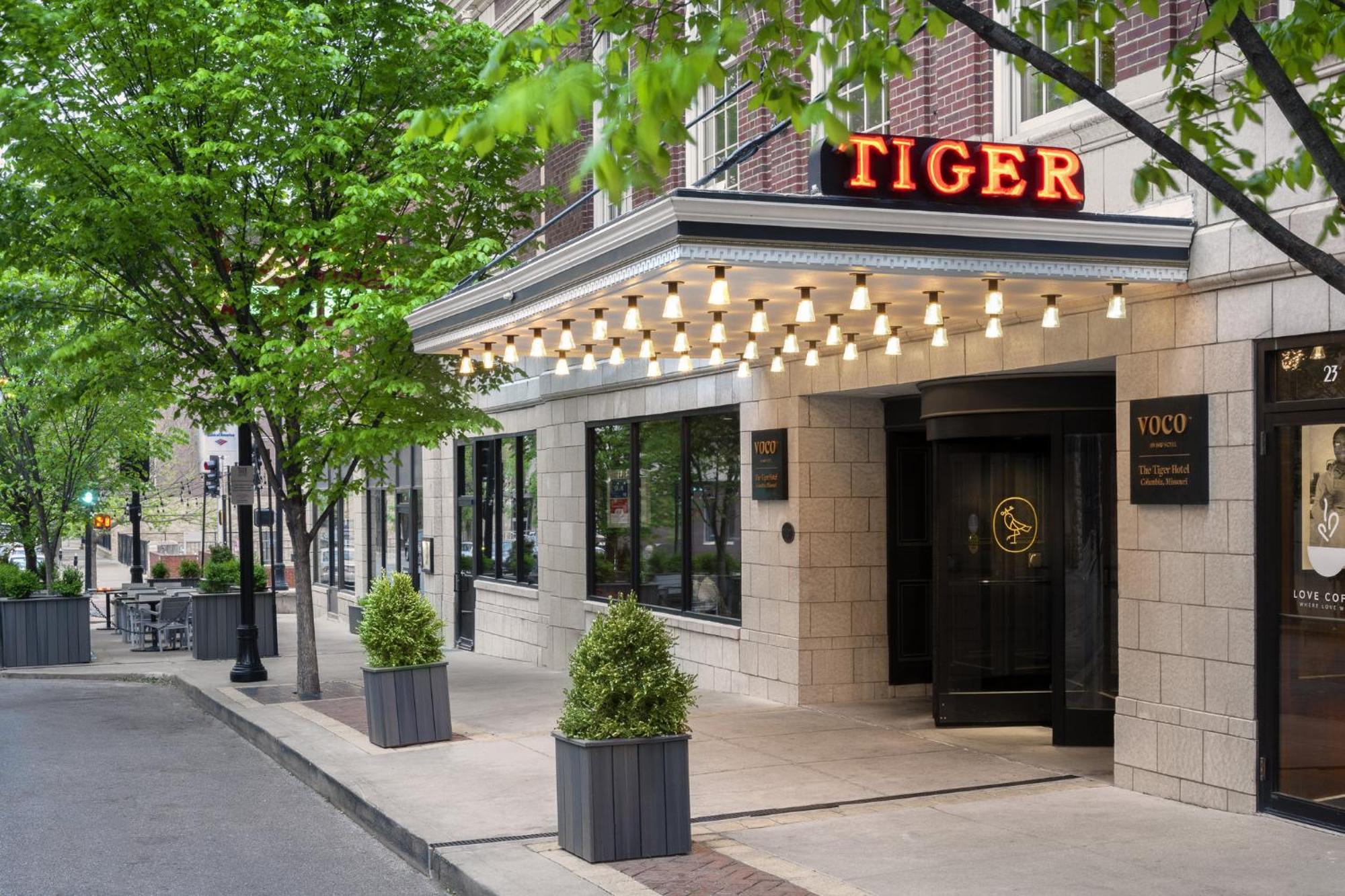 Voco The Tiger Hotel, Columbia, Mo By Ihg Экстерьер фото
