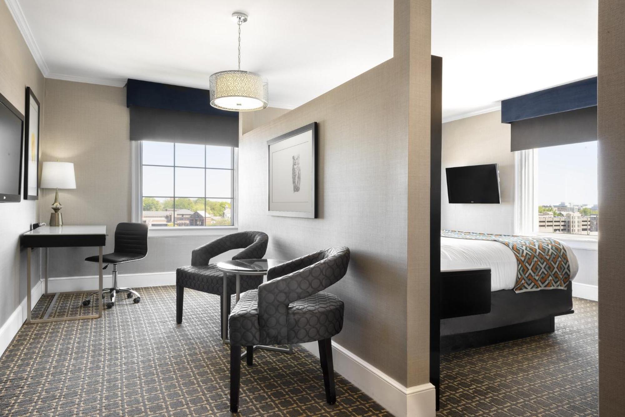 Voco The Tiger Hotel, Columbia, Mo By Ihg Экстерьер фото